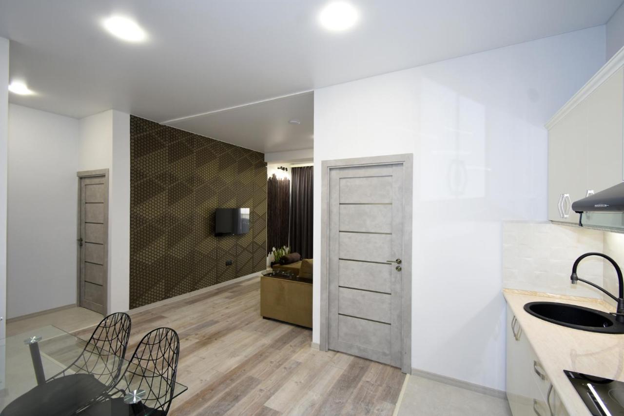 New Apartment In Yerevan City Center Ngoại thất bức ảnh